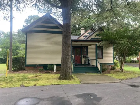 Historic Beauty Near Downtown Wilson and Barton College