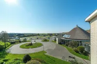 荷蘭沙丘旁帶陽台景觀的公寓