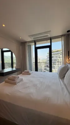 Blue Boutique Apartments 4