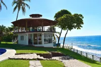Ocean Front Farallon Beach House!!!