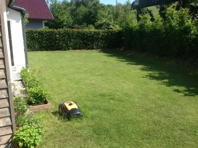 Salzkammergut, IRRSEE / MONDSEE region - house with garden, sauna のホテル