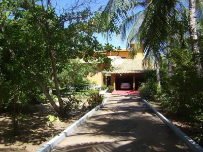 Seafront house, paradise with privacy - ITACIMIRIM - 06 bedrooms and 4 suites Hotels near Itacimirim