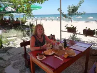 Enjoy your holiday in a beautiful Holiday Villa close to nature Hotel a Fish Fish