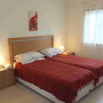 Luxury Apartment At Oasis Parque with WiFi Rooms