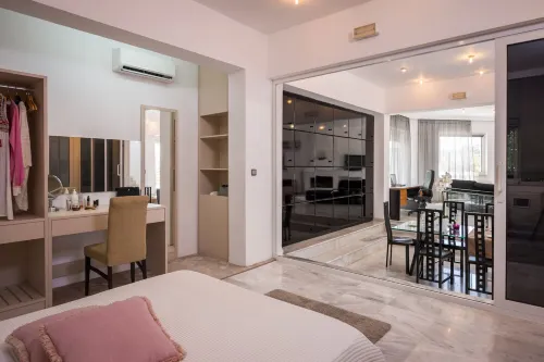 Stunning villa for private Escape/ Create priceless memories! large private pool