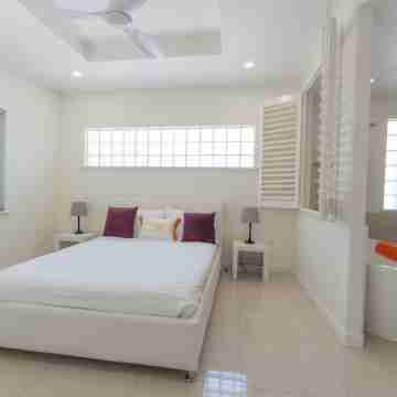 Breathtaking Ocean Front Sea Palm Villa #3 Rooms