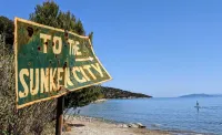 Large modern 4 bed/bath villa overlooking sea & fishing village (sleep 10) Hotels in Epidaurus