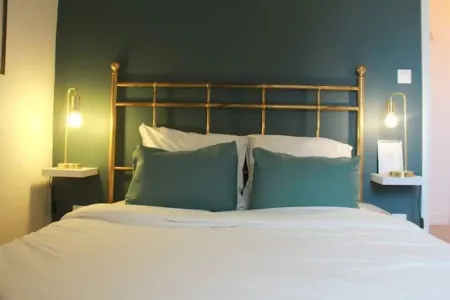 L'amiral Centre Ville Balnéo Parking Отели в г. Грас