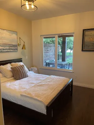 2 bedroom Oceanfront  - Billing spit