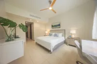 Exquisite Four Seasons PR Bahia Beach Villa; Beach, Pool, Tennis & Golf Cart Hotels in Zarzal