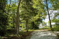 Bountiful Cabin + Hot Tub