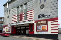 Premier Inn Ulverston Grace Baptist Church 주변 호텔