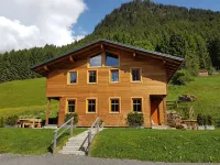 Maisäß-Ferienhaus Neuberg Alm - Vacation in the Montafon mountains with sauna Valisera Bahn Talstation 주변 호텔
