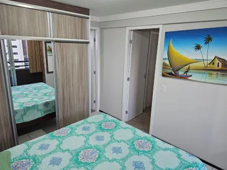 70m2, 2 Quartos, 2 Varandas, Cozinha, Serviço e 2 Garagens Privativas e Lazer Отели рядом с достопримечательностью «Ecological Park of Cocó»