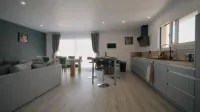 SPACIOUS NEW CONTEMPORARY VILLA
