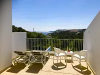 Stunning Villa with Heated Pool Sea Views and Walk to Beach