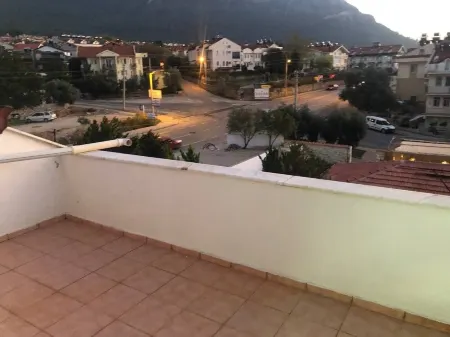 Ölüdeniz villa with Pool for family On the way of Ölüdeniz. Big area barbacu….. Отели в г. Oludeniz Mahallesi