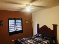 Villa & Cabin @ The Eagle Nest!! Stunning view !! w/fireplace Hotel di Constanza