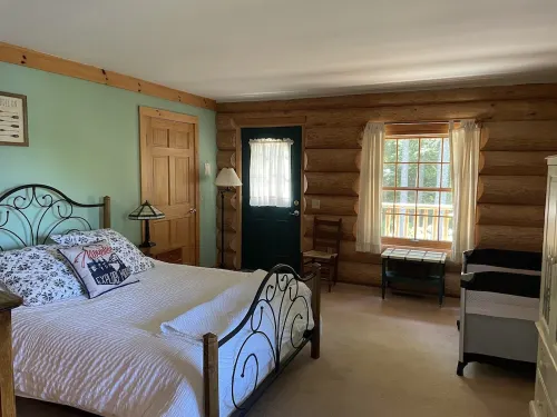 Spacious Cabin on Peaceful Pond with Private Dock- 1 hour from Acadia