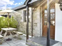 2 Bed, Dog Friendly Cottage, on Bodmin Moor, Cornwall, Old Barn Cottage