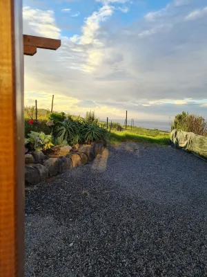 Elegant studio (V0) with garden and infinity views