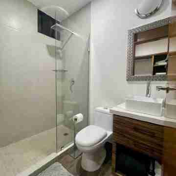 Casa Vista Verde - Gorgeous views, rooftop pool, walk to Centro Rooms