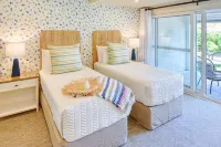 2BR/2BA Ground Floor Apartment in Lush Tropical Garden, 3
