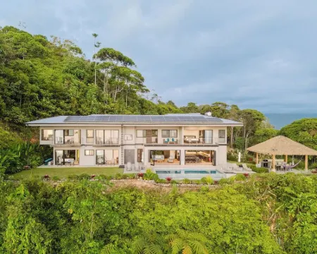 Casa Montaña - Majestic Ocean Views at Dominical Hills Hotels in Savegre