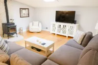 Great Sacandaga Stay • 6BR • Kayaks • Sleeps 16+