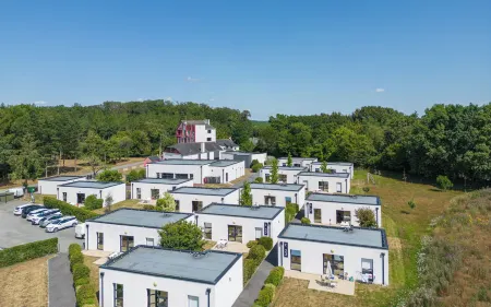 Logis Auberge de La Foret Отели в г. Марсак-Сюр-Дон