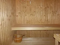 Comfortable holiday home in exclusive location, only 150 m to an own beach Ξενοδοχεία στην πόλη Sunne