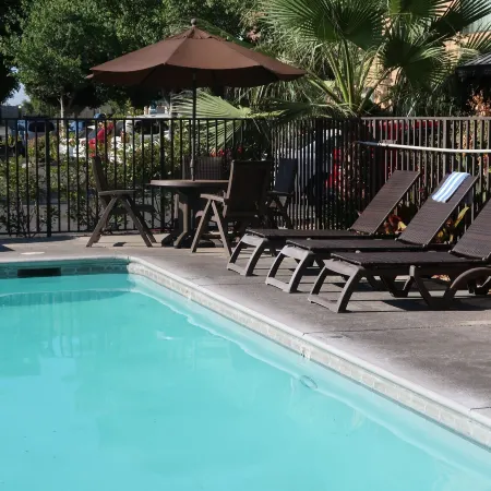 Oxford Suites Chico