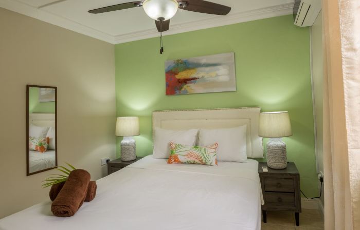 Apartment Soleil 2 Mins Walk to Beach, Town and Soufriere Attractions