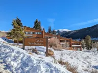 Tennis Townhomes 1323 by SummitCove Lodging