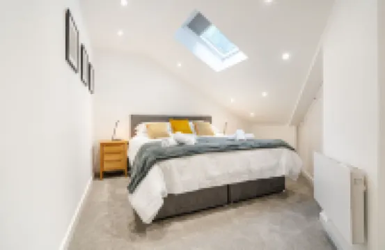 The Botanical Flat 1