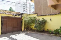Pikaflor B&B - Bed and Breakfasts