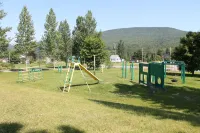 Auberge la Petite École de Forillon Hotels in Gaspe