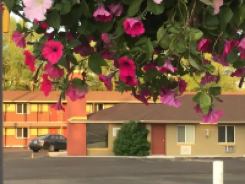 蓋特威旅館 尤因塔縣酒店