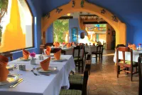 Mantaraya Lodge - breakfast