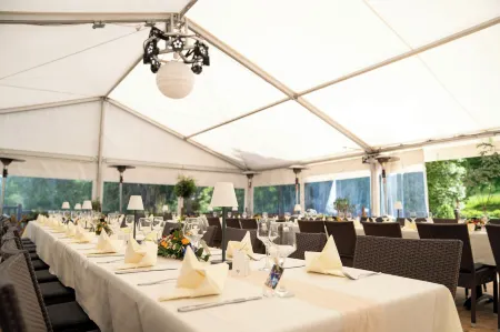 Hotel Waldesruh Отели в г. Эппендорф