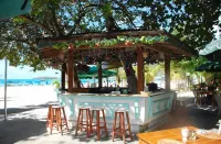 The Pasanggrahan Royal Boutique Hotel Hotels in Philipsburg