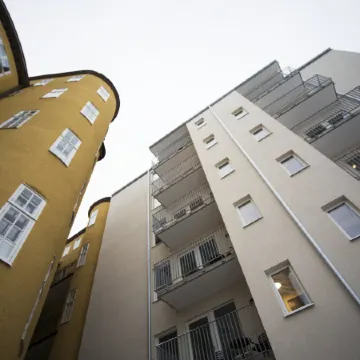 Sky Hotel Apartments, Hospitalstorget