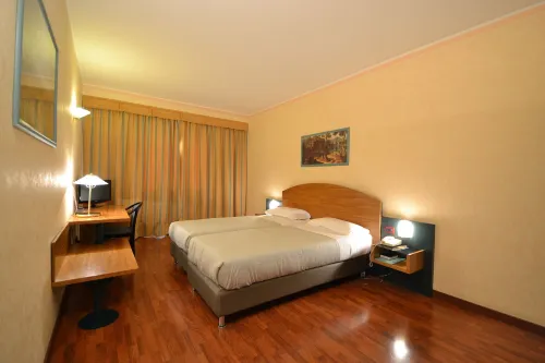 Sun Hotel - Airport Shuttle