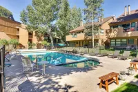 Mountain-view Studio: Top Floor, Private Deck - Homestays