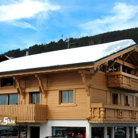 Chalet Hôtel Aiguille Blanche Logis Hotels in Les Gets
