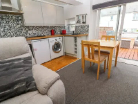 Flat 1