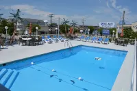 Royal Court Motel - Beach