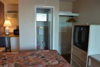 Royal Court Motel