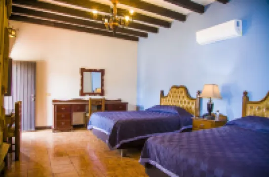 ホテル コスモス ドン カルロス