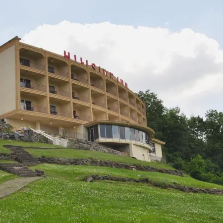 Hillside Inn